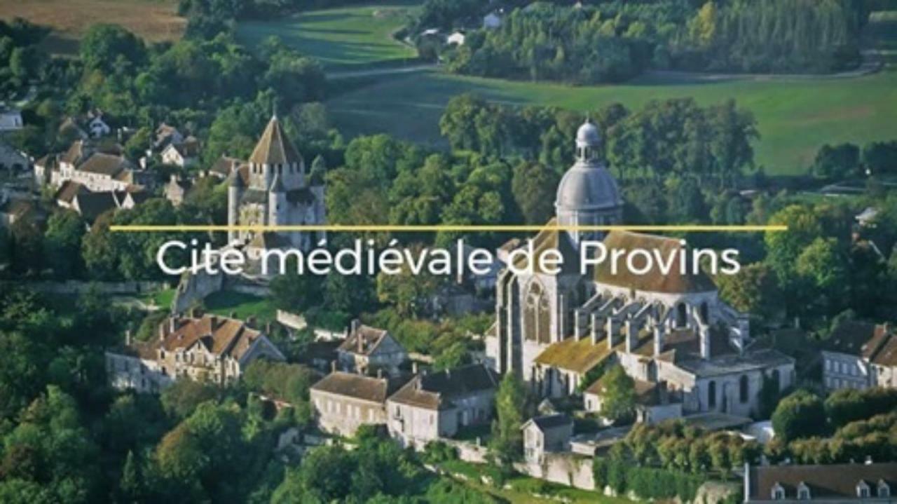 Вилла Au 24 Villiers-Louis Экстерьер фото